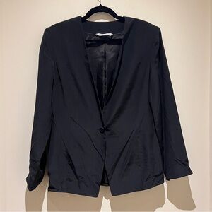 laura ashley 💯 silk minimalist  collarless single breasted blazer